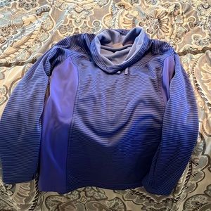 Columbia sweatshirt with turtleneck size large women’s purple